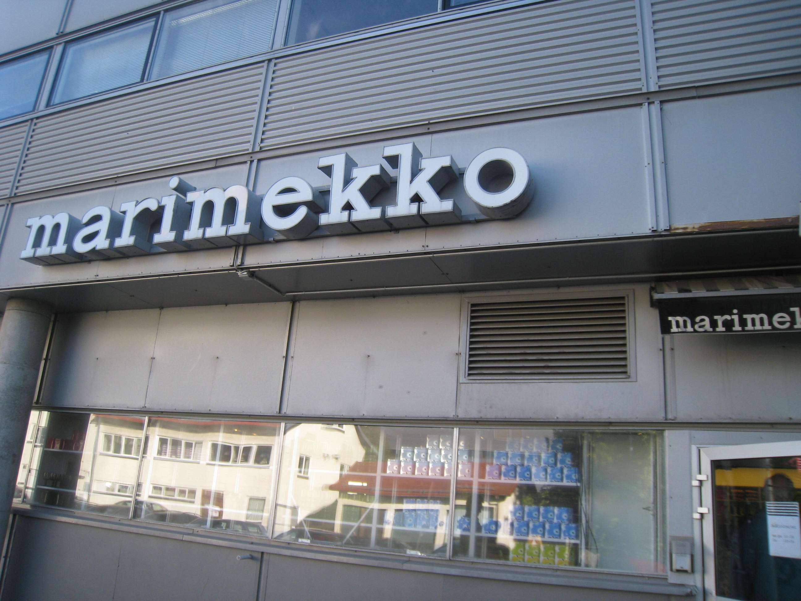 �}�����b�R�t�@�N�g���[