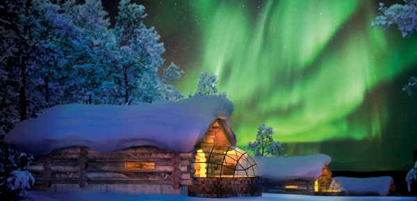 ”ケロ造りガラスイグルー"