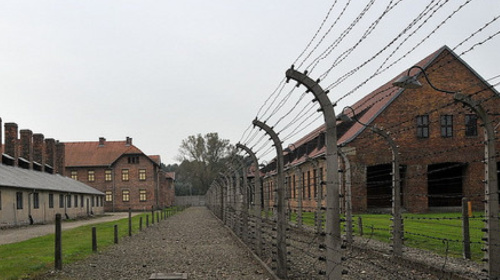 アウシュヴィッツ